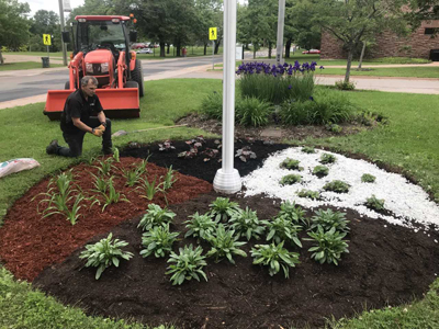 IndigenousGardens_flagpole